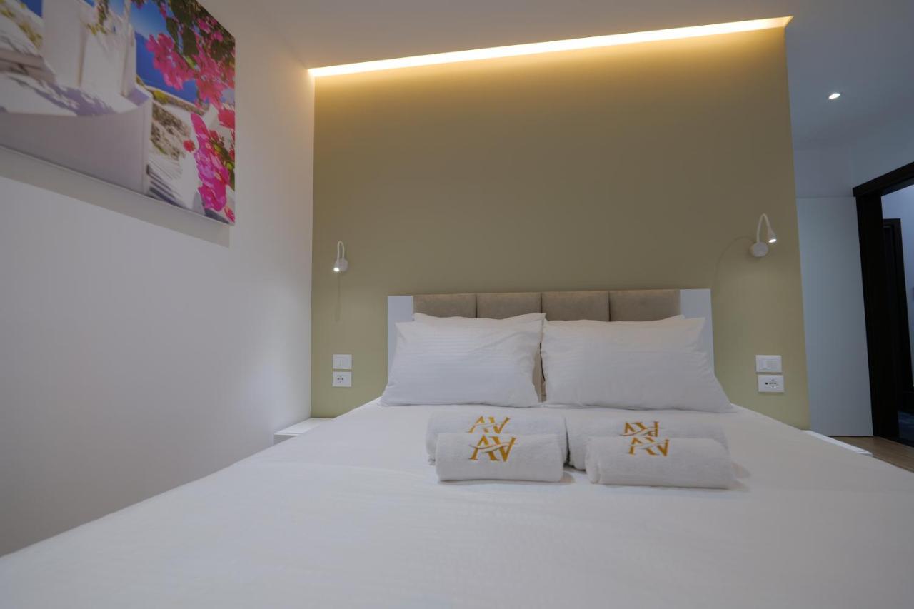 Adora'S View Hotel Sarande Ngoại thất bức ảnh
